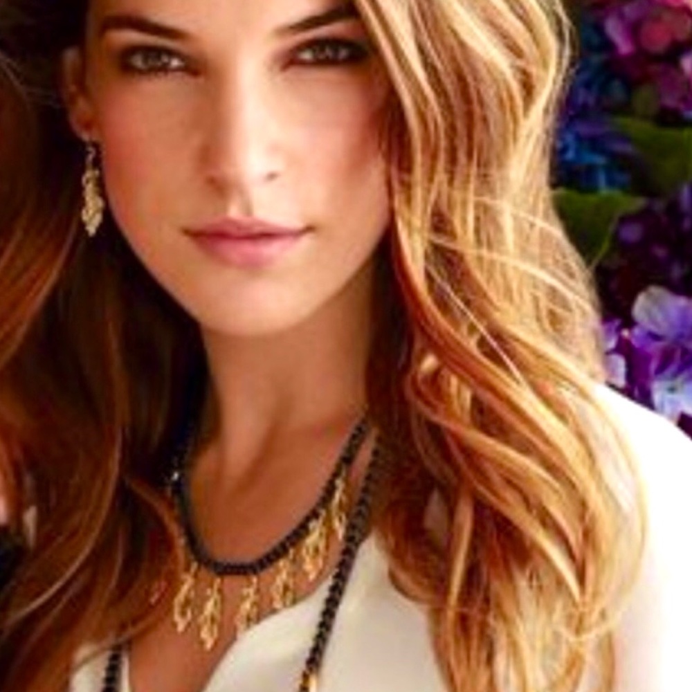 Stella & Dot | Secret Garden Mystical Black + Gold Feather Hematite Neck… - Picture 2 of 8